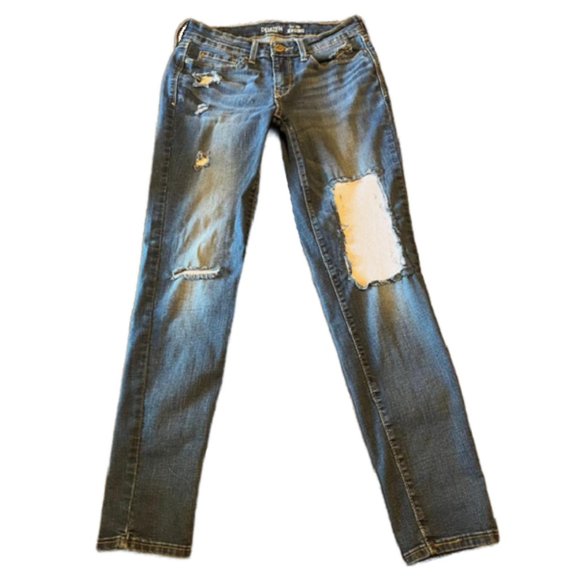 Distressed Ripped Patched Jeggings - Picture 3 of 10